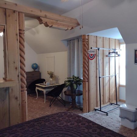 Quiet Upstairs Studio Close To Town 420 Friendly Trinidad Zewnętrze zdjęcie